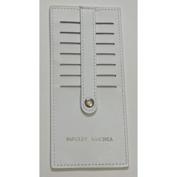 Badgley Mischka Accessories - Badgley Mischka Simple Cards Holder New White‎ 7 Slots With Snap 6.25x3 MSRP $19